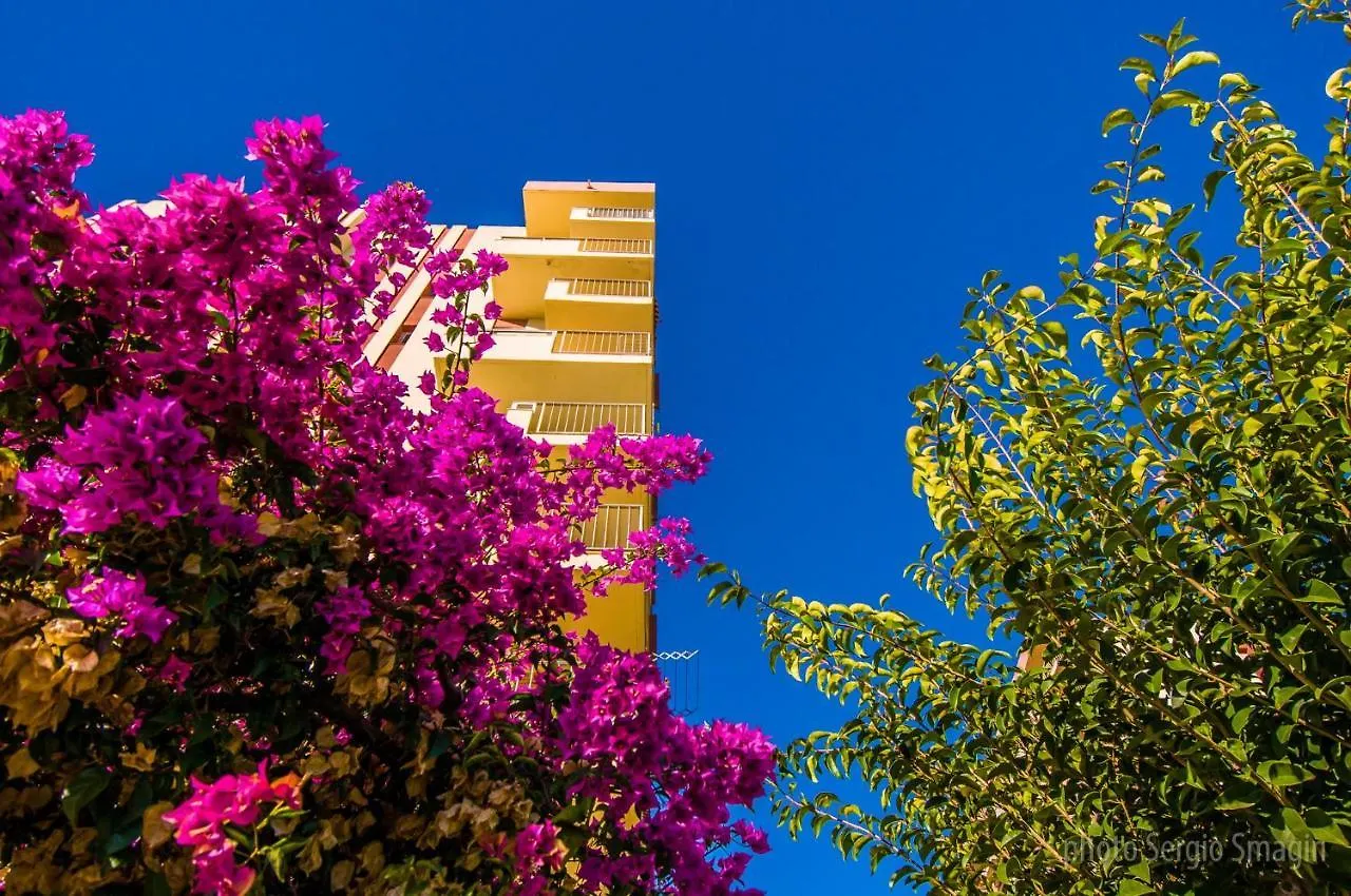 206 Júpiter Apartamentos - EXCELENTE CONEXIÓN WIFI - PISCINA ABIERTA TODO EL AÑO Benalmádena